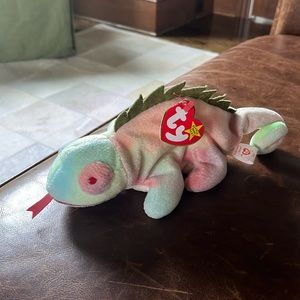 Ty Beanie Baby - RARE - Iggy